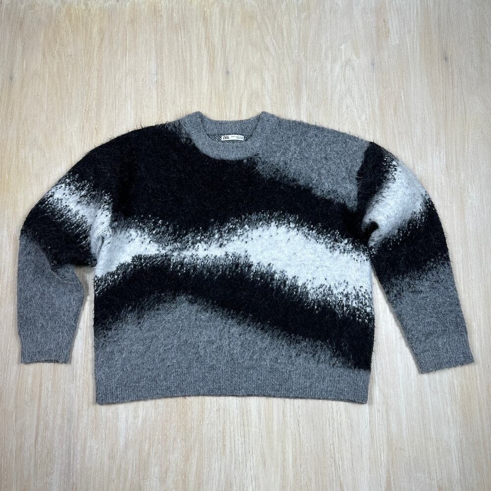 Zara Gray Black White Fuzzy Stripe Cozy Soft Crew Neck Sweater Pullover Medium